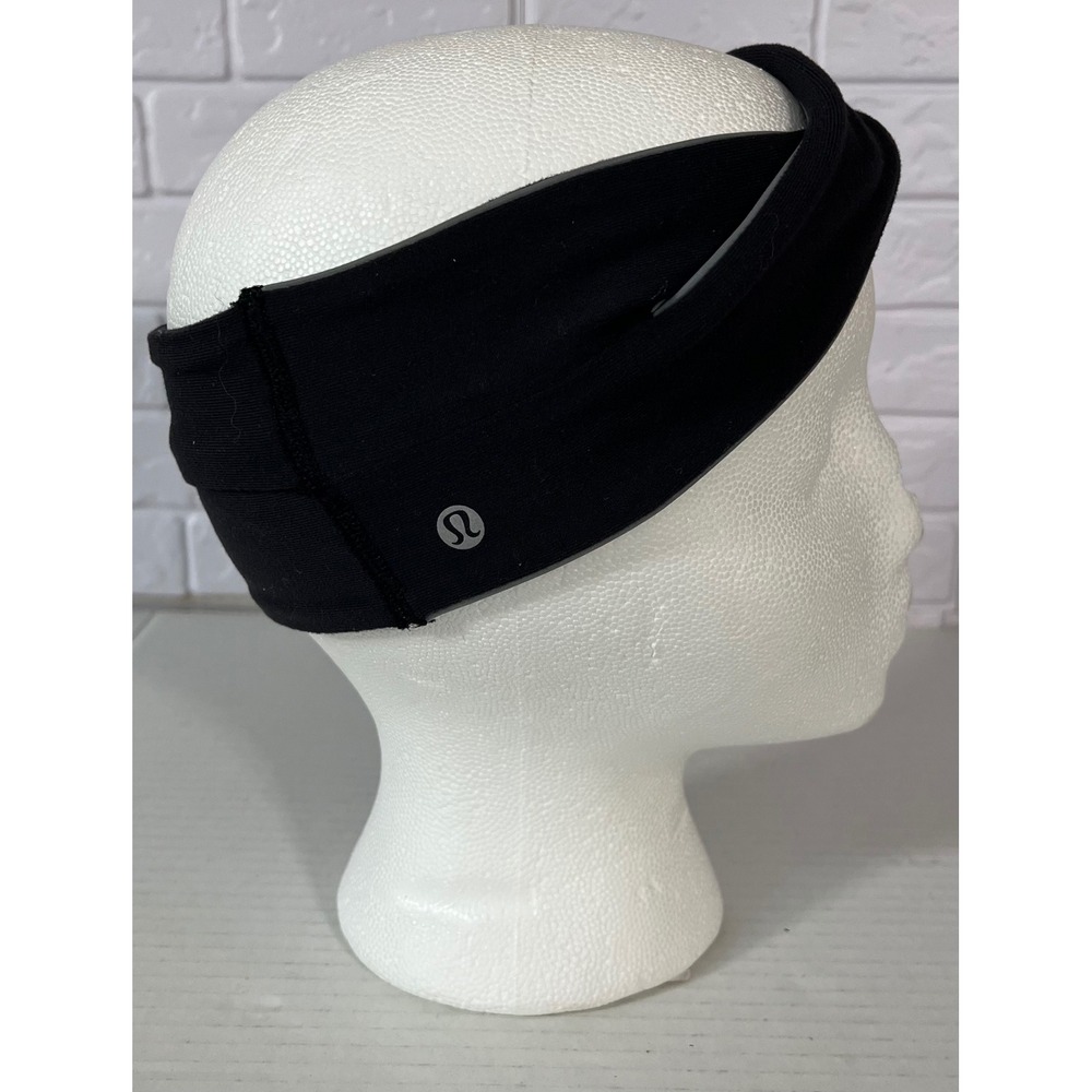 Lululemon Headband Women Black Reflective Trim Athletic Running Yoga Accessory